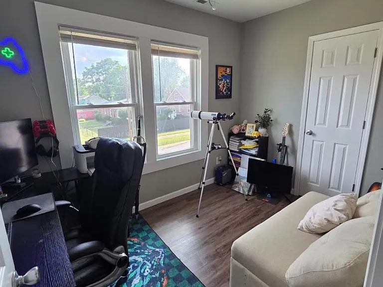 3901 Garland Ave — Photo 6