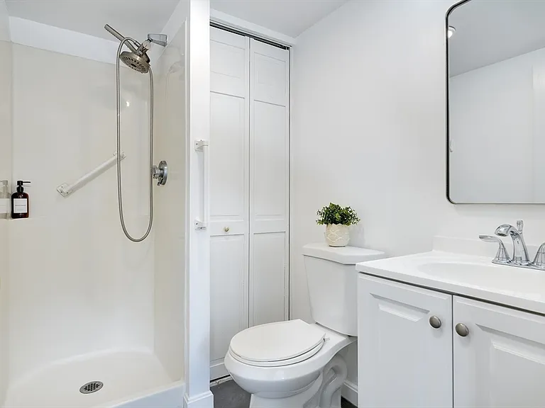 1580 Massachusetts Ave #7C — Photo 22