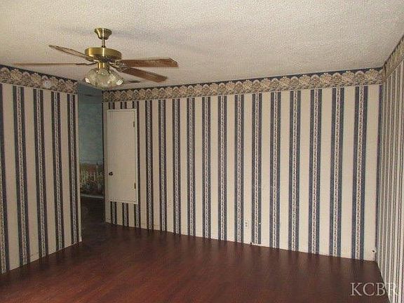 4th image of 1764 Parkside Dr