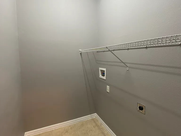 7441 Arlington Grove Cir — Photo 12