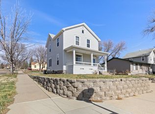 324 W Pleasant Dr, Pierre, SD 57501