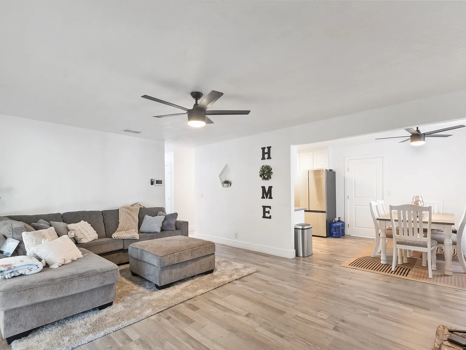 4 bed, 1700 sqft, $5,750 — Photo 3