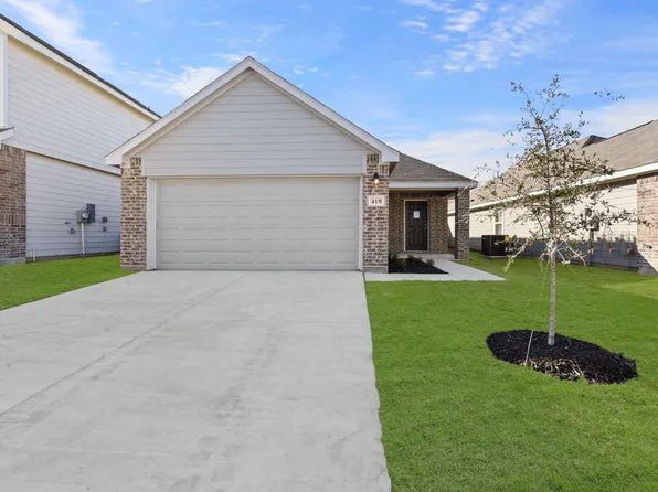 419 Sussex Dr, Everman, TX 76140