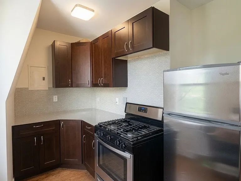 533 W Wrightwood Ave #3 — Photo 3
