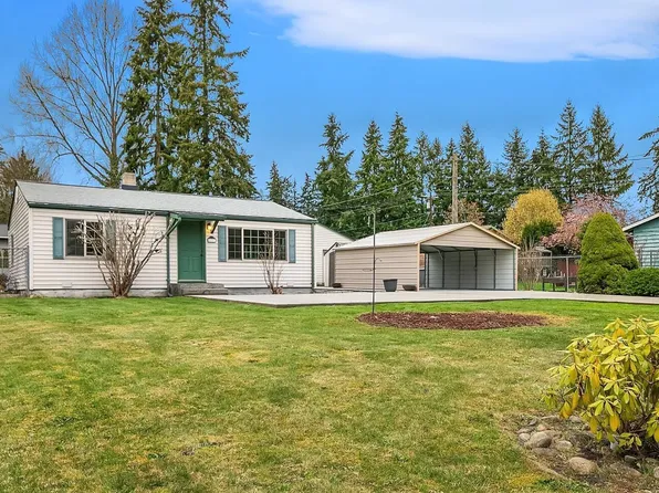 2107 204th St SW, Lynnwood, WA 98036