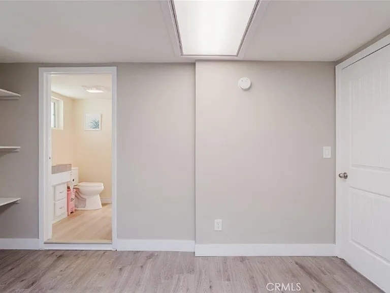 6609 Camellia Ave — Photo 17