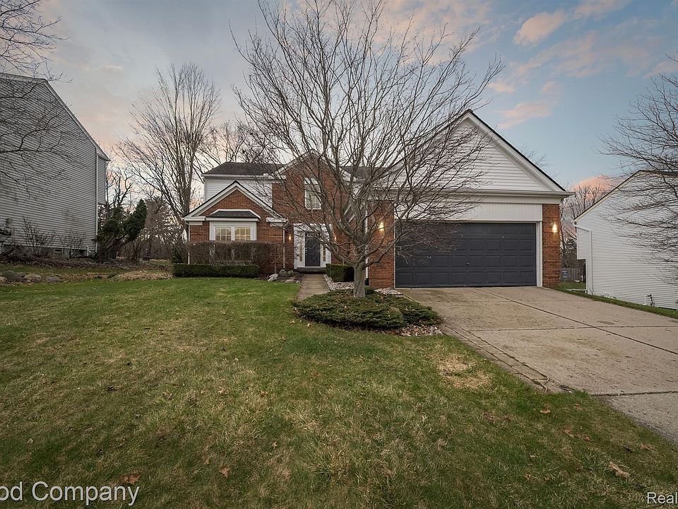 1st image of 1826 Poppleton Dr