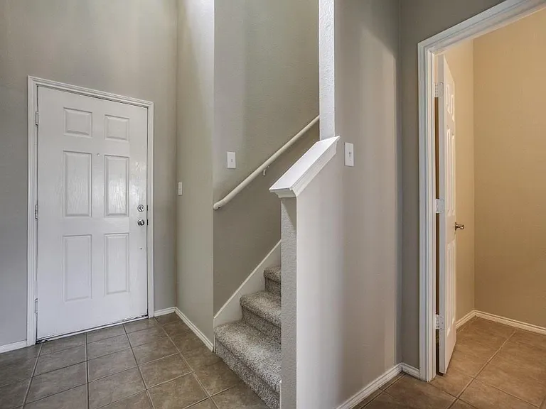 4531 Woodsboro Ln — Photo 17