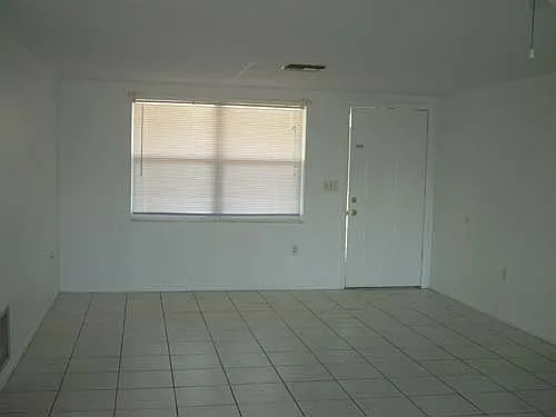 7304 Brentwood Dr — Photo 11