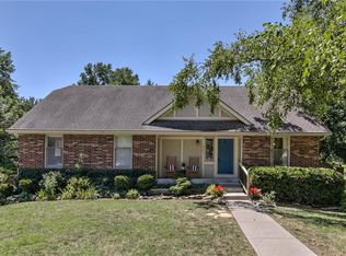 981 Wyckwood Dr, Liberty, MO 64068