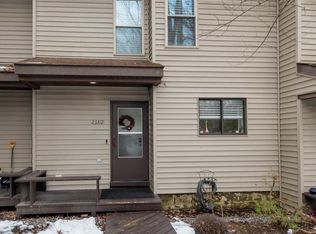 23372 Pin Oak Ct, California, MD 20619