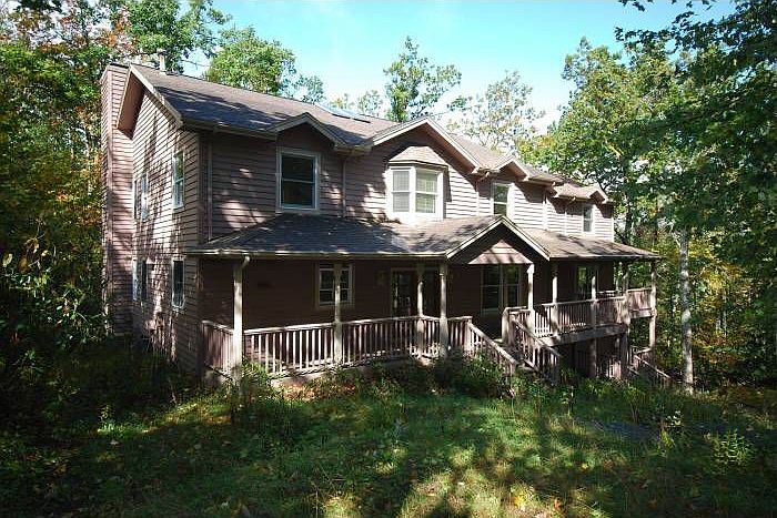 122 Mountainside Ln.