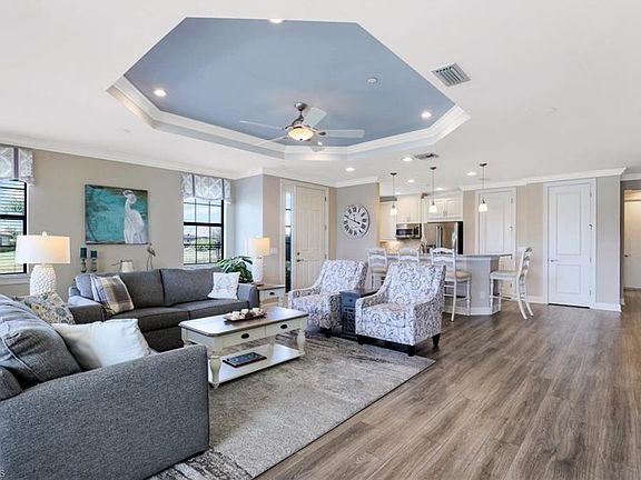 3rd image of 8776 Bellano Ct #104