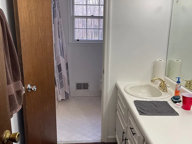 1180 Robinhood Rd — Photo 20