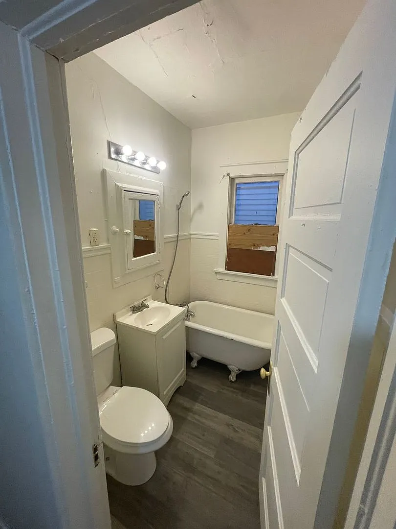 2866-2866A N 34th St. (Duplex) — Photo 4