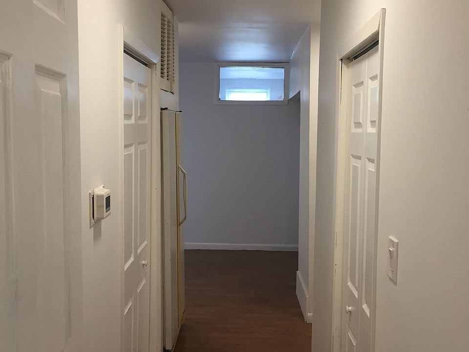 1st image of 3192 N Milwaukee Ave #2R