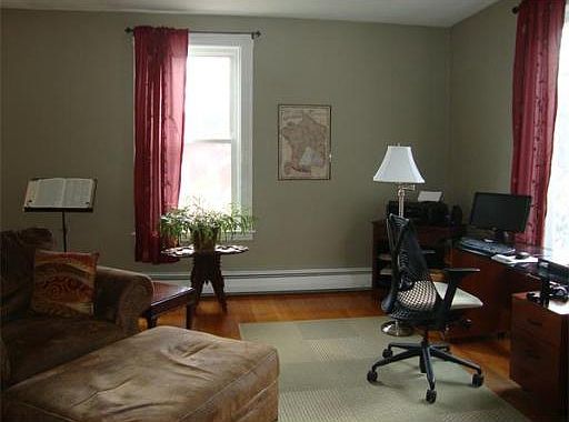 5th image of 335 Blossom St