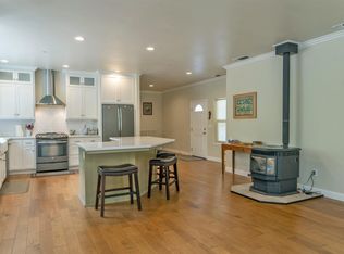 2185 Pinewood Ln, Pollock Pines, CA 95726