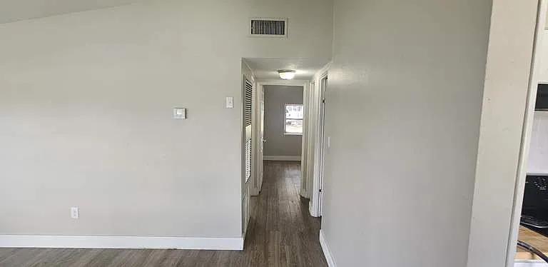 1208 Lee St #801 — Photo 6