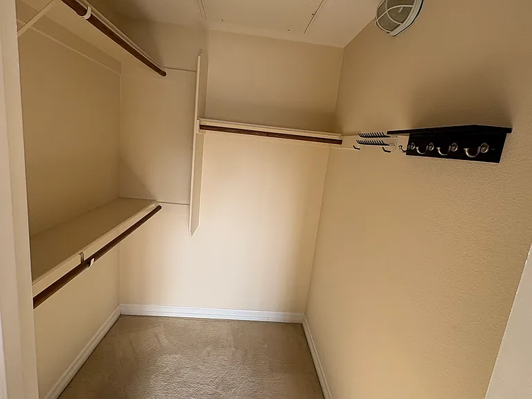 629 Traction Ave #413 — Photo 5