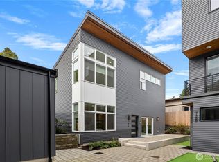 746 N 96th St, Seattle, WA 98103