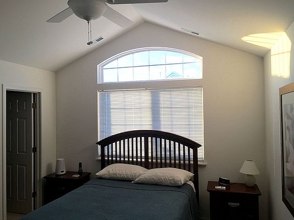 Master with vaulted ceiling