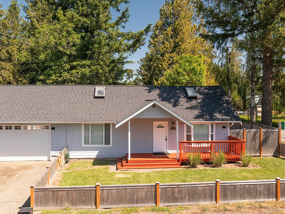 38244 SE 85th St