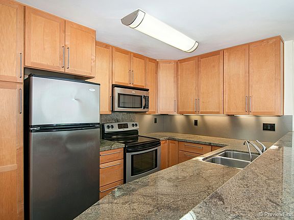 4th image of 1855 Diamond St Unit 5-235