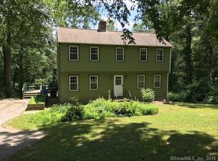 194 Gifford Ln, Bozrah, CT 06334