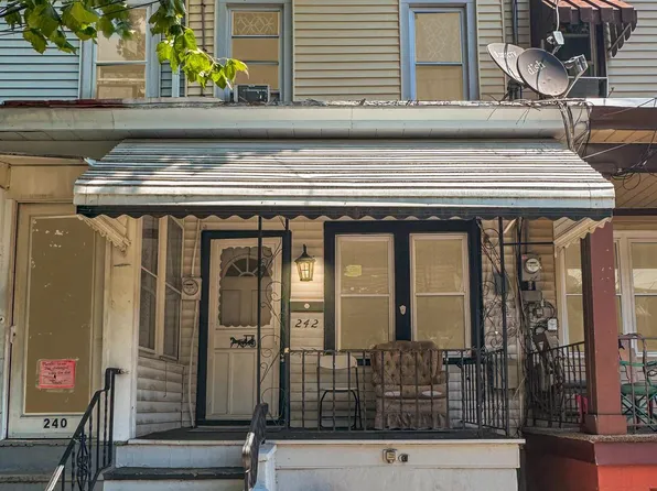 242 Franklin St, Trenton, NJ 08611