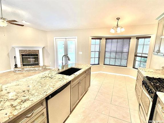 5th image of 1718 NW 117th Ter
