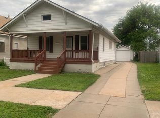 909 E Sherman Ave, Hutchinson, KS 67501