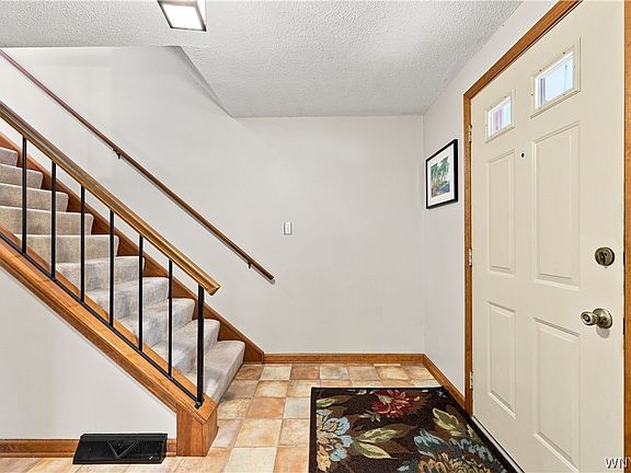 5th image of 52 Cedar Ridge Dr