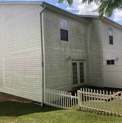 3rd image of 41 Tulip Grove Cir APT 1