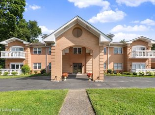 8625 Shelbyville Rd APT 106, Bellemeade, KY 40222