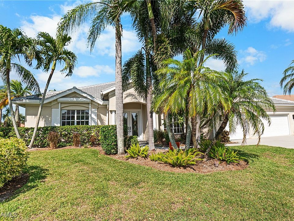 1st image of 12043 Mahogany Isle Ln