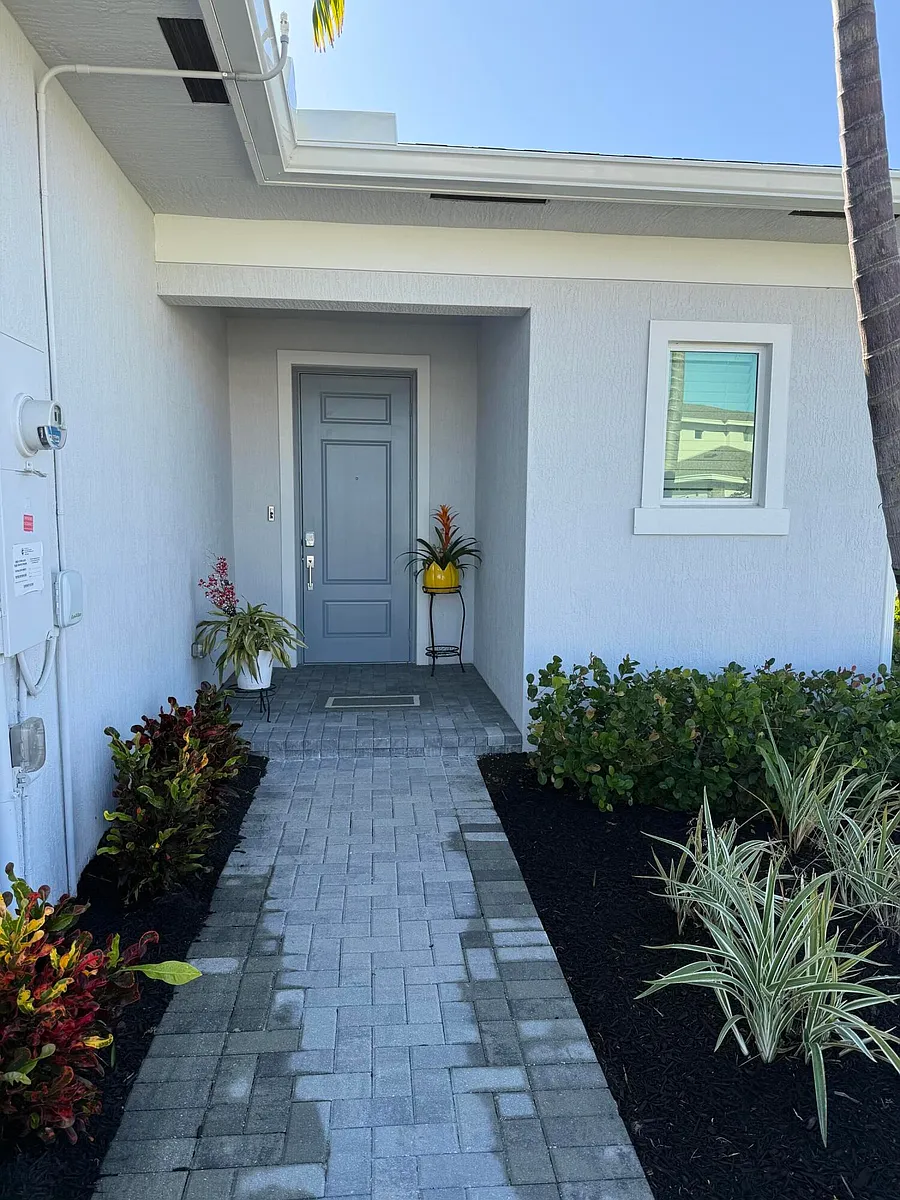 Building Photo - 5758 Graceful Way