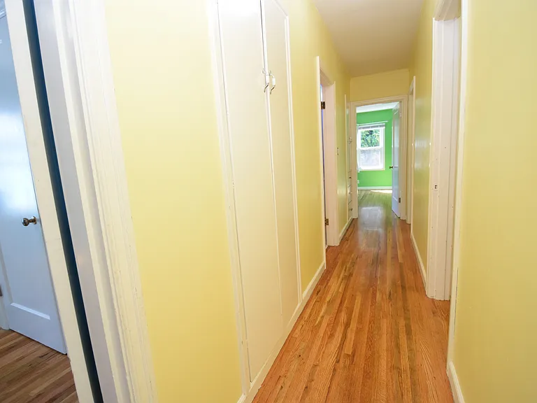 10744 SE 29th Ave — Photo 17