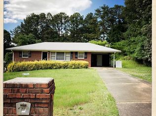 4620 Ashmore Dr, Forest Park, GA