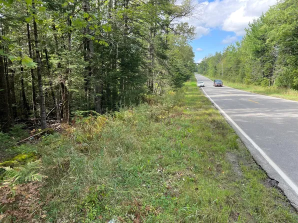 684 Lower Detroit Road, Plymouth, ME 04969