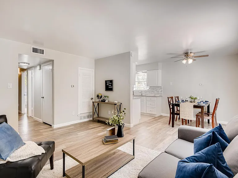 822 Sahara Ave #B — Photo 7