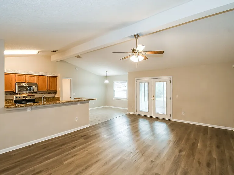 409 Sweet Jasmine Way — Photo 5