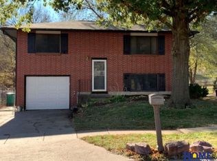 2223 Wildwood Pl, Lincoln, NE 68512