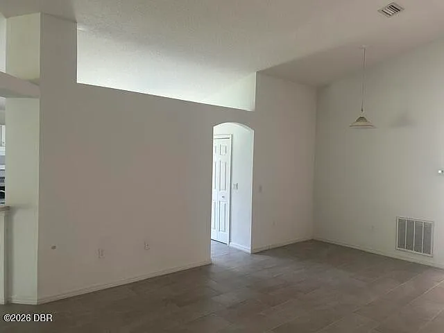 113 Brasswood Ct — Photo 14