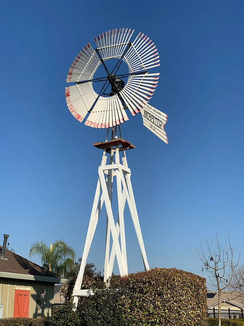 Immaculate like New Home in the gated Windmills at Tule Heights! — Photo 3