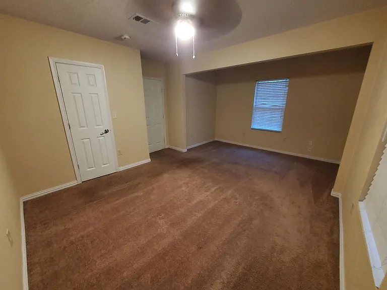 1519 N Brazos Ave — Photo 10