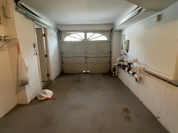 264 Ward Avenue image 17 of 21