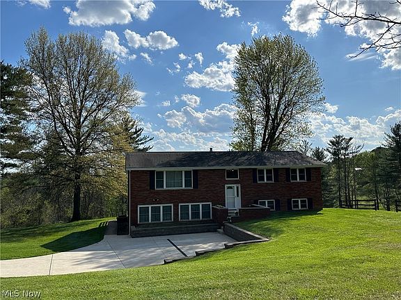 2nd image of 285 Ae Miller Rd