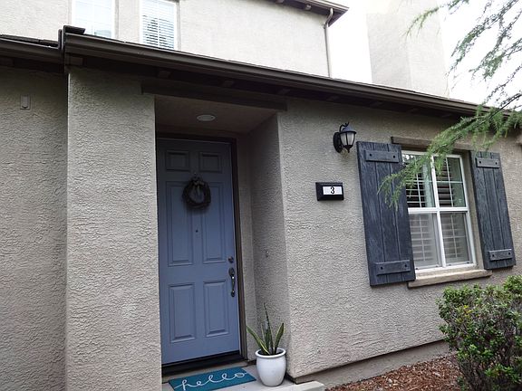2nd image of 3 Villa Gardens Ct