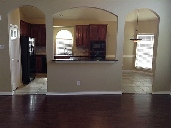 3rd image of 6809 Black Mesa Ct